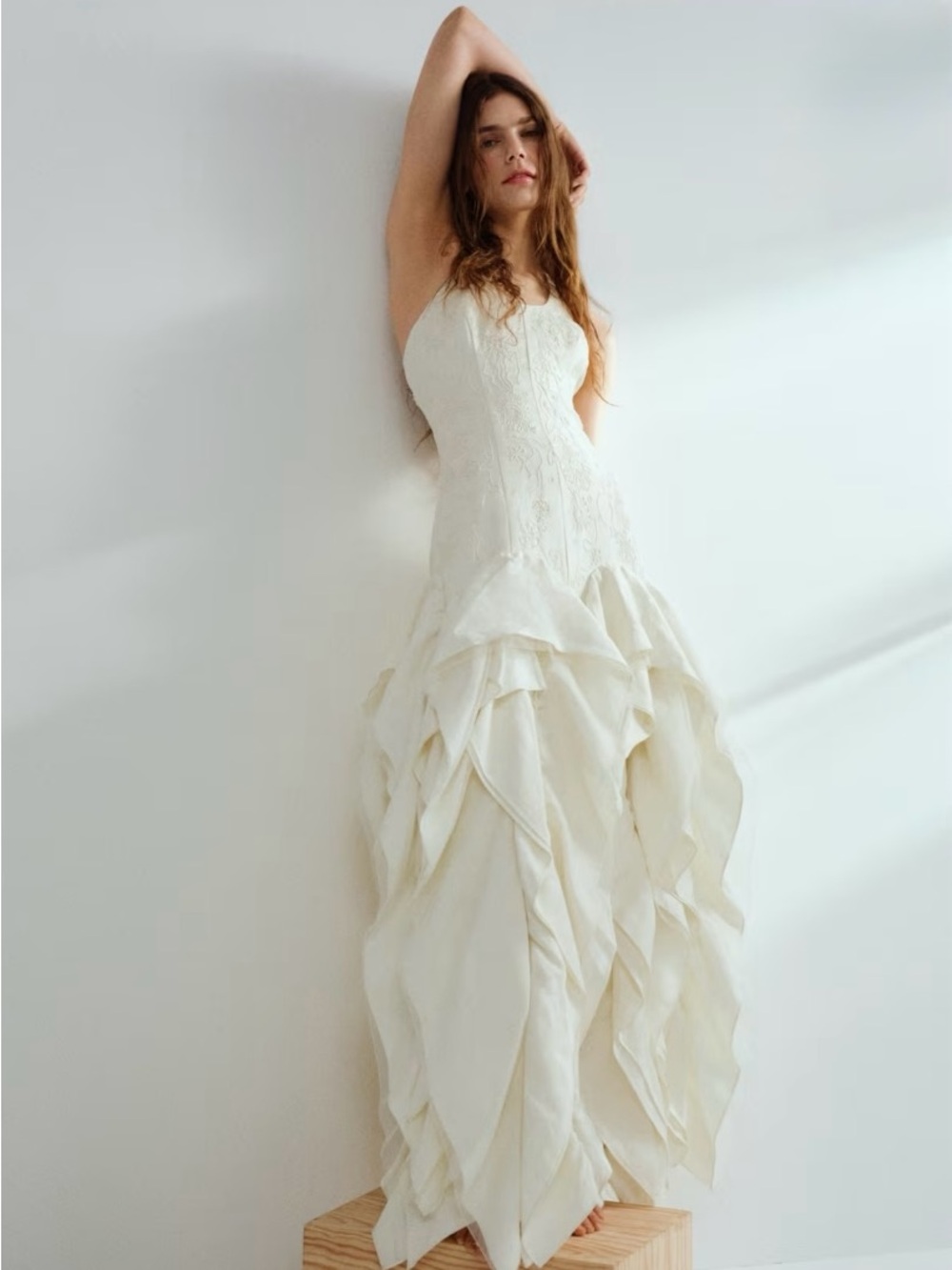 H&M STUDIO
NWT CREAM RUFFLED EMBROIDERED DRESS, PRICE FIRM. - Picture 7 of 13